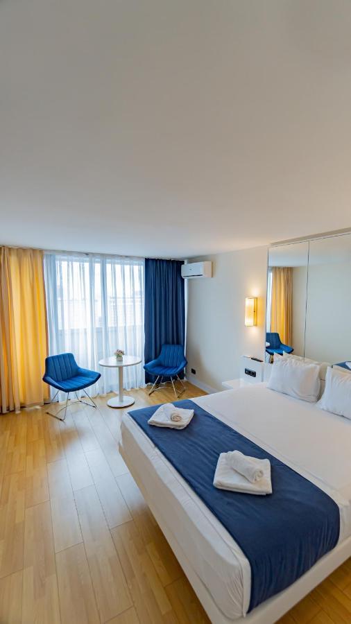 Smart Aparthotel Orbi City Batumi Exterior foto