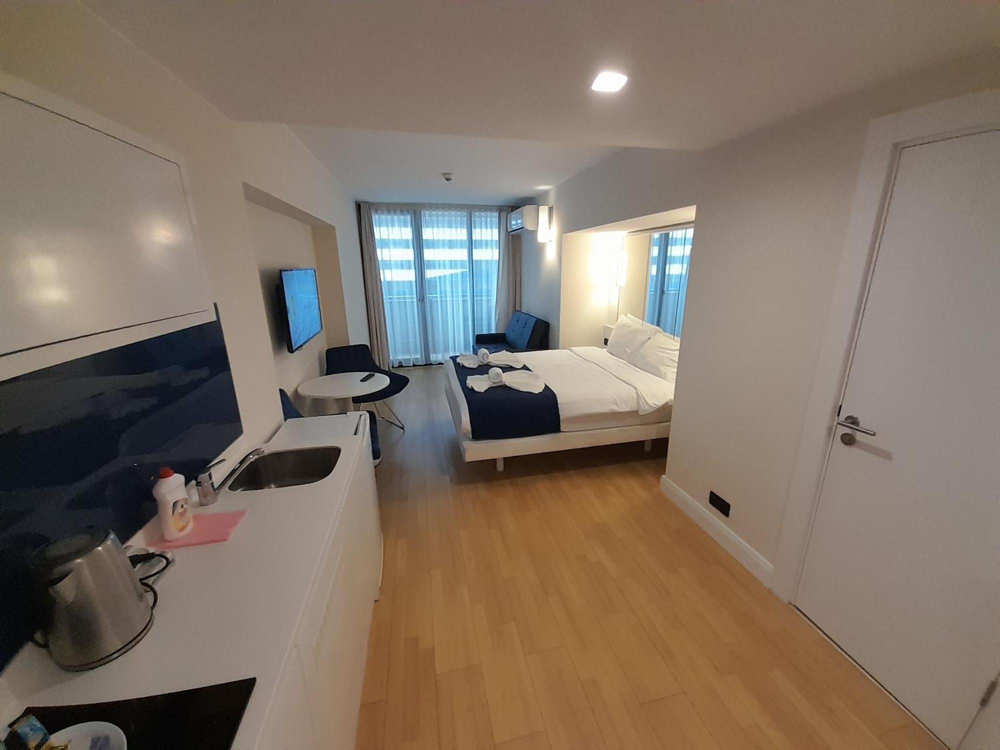 Smart Aparthotel Orbi City Batumi Habitación foto